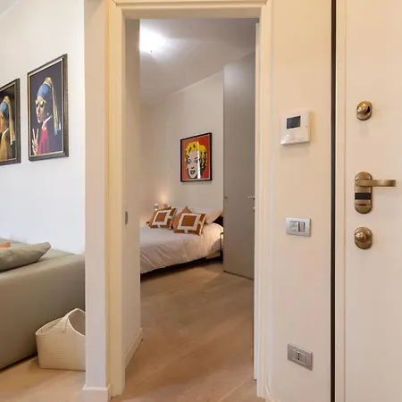 Apartment Bilocale Centro Un Passo Dal Como